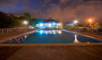 Signature Skys Guest Apartments Kingston Exterior photo